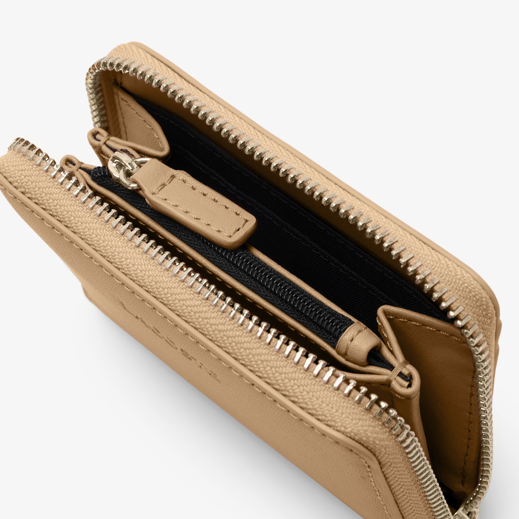 small lacoste casual zipped billfold