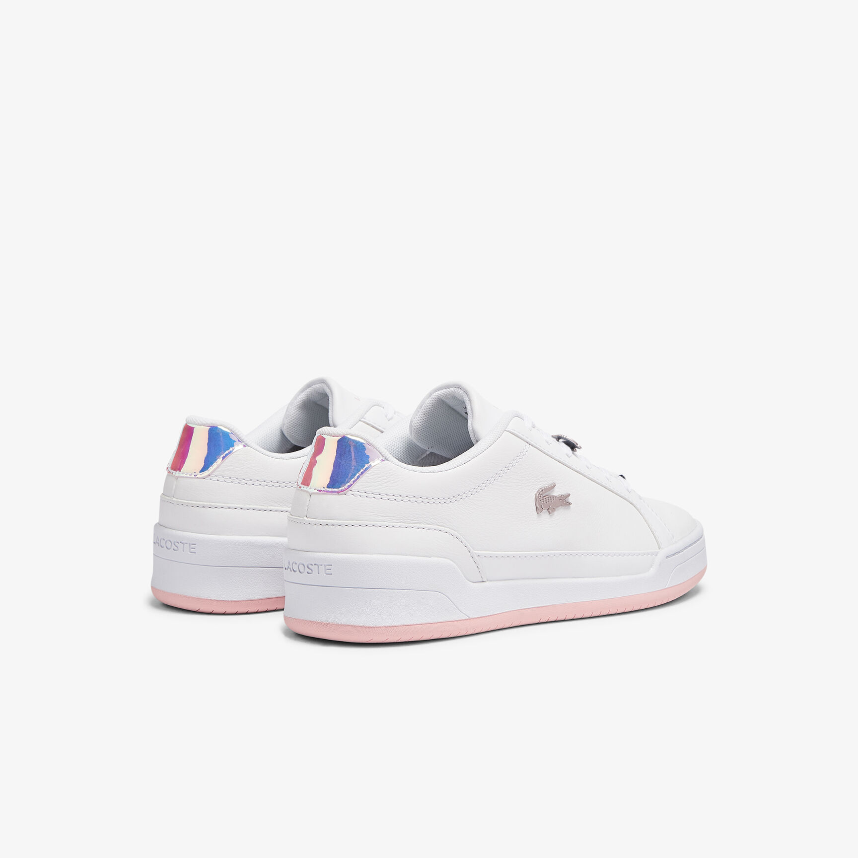 سنيكرز تشالنج جلد وخامات صناعية للنساء