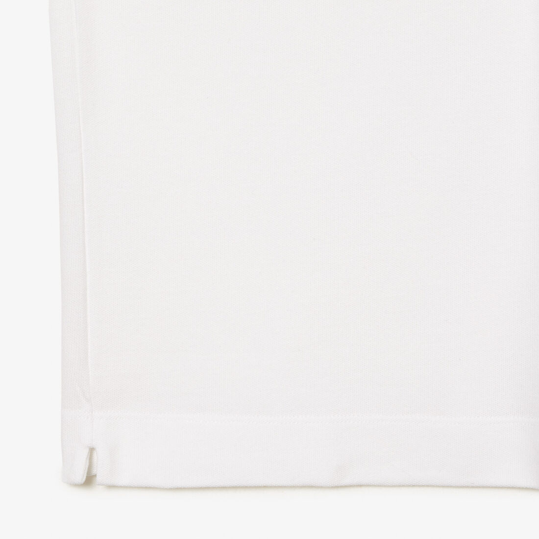 قميص بولو بيكيه باريسي بقصة عادية قميص بولو بيكيه باريسي بقصة عادية