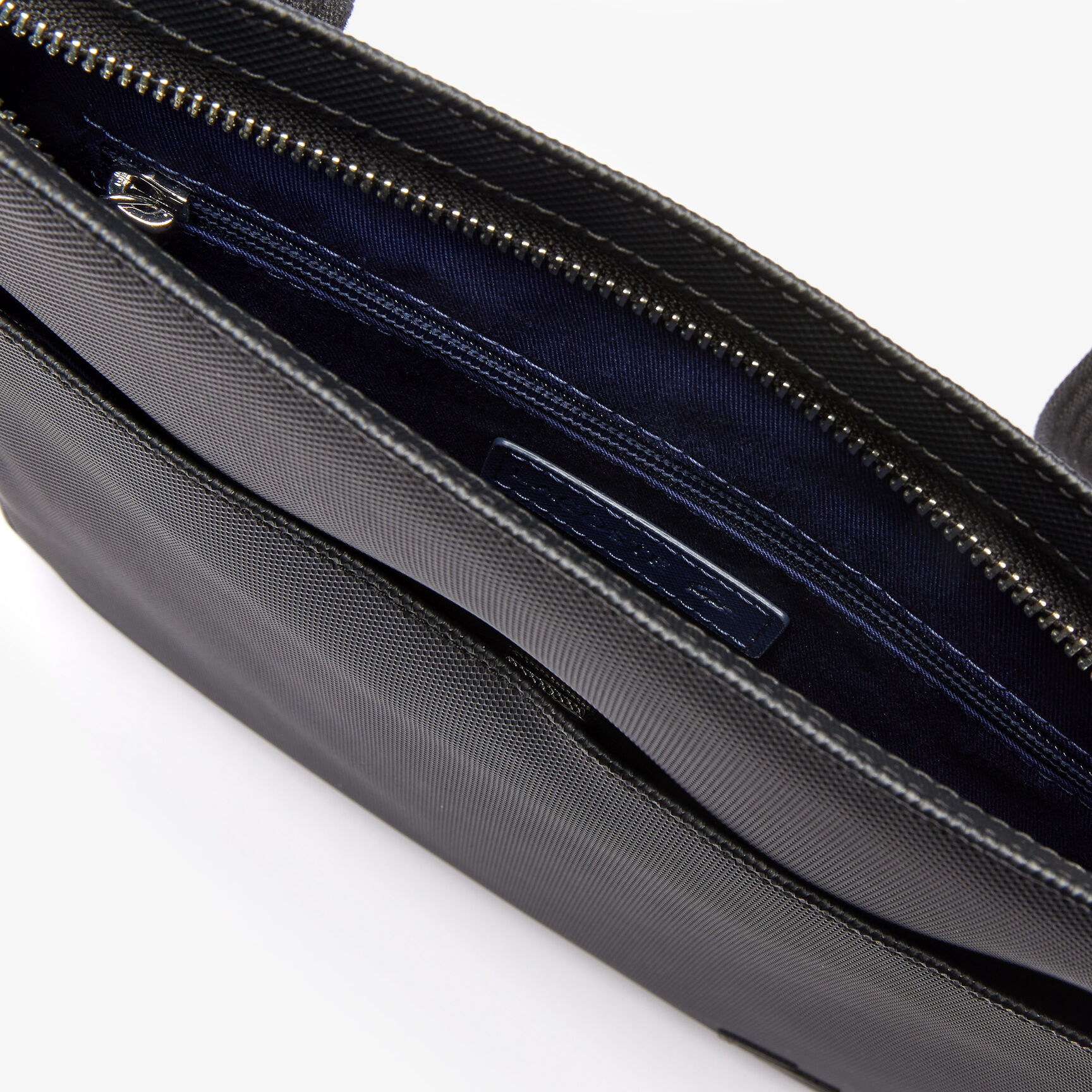 Men's Classic Petit Piqu&eacute; Flat Bag