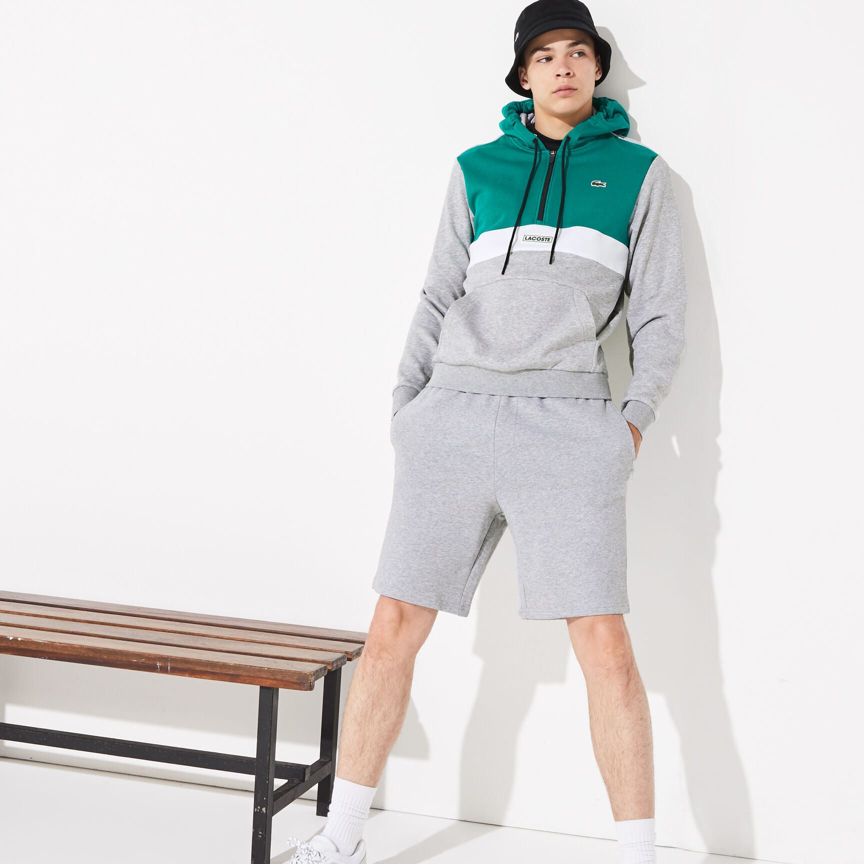 شورت من الصوف لرياضة التنس للرجال من مجموعة Lacoste SPORT