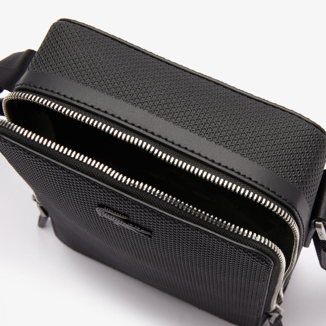 Chantaco Pique Leather Shoulder Bag lacoste chantaco pique leather shoulder bag