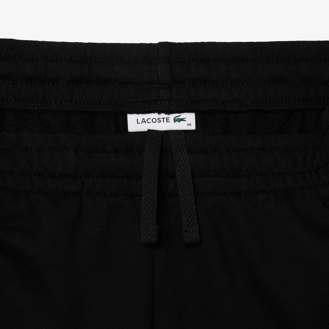 بنطال رياضي بشعار الماركة بنطال رياضي بشعار الماركة