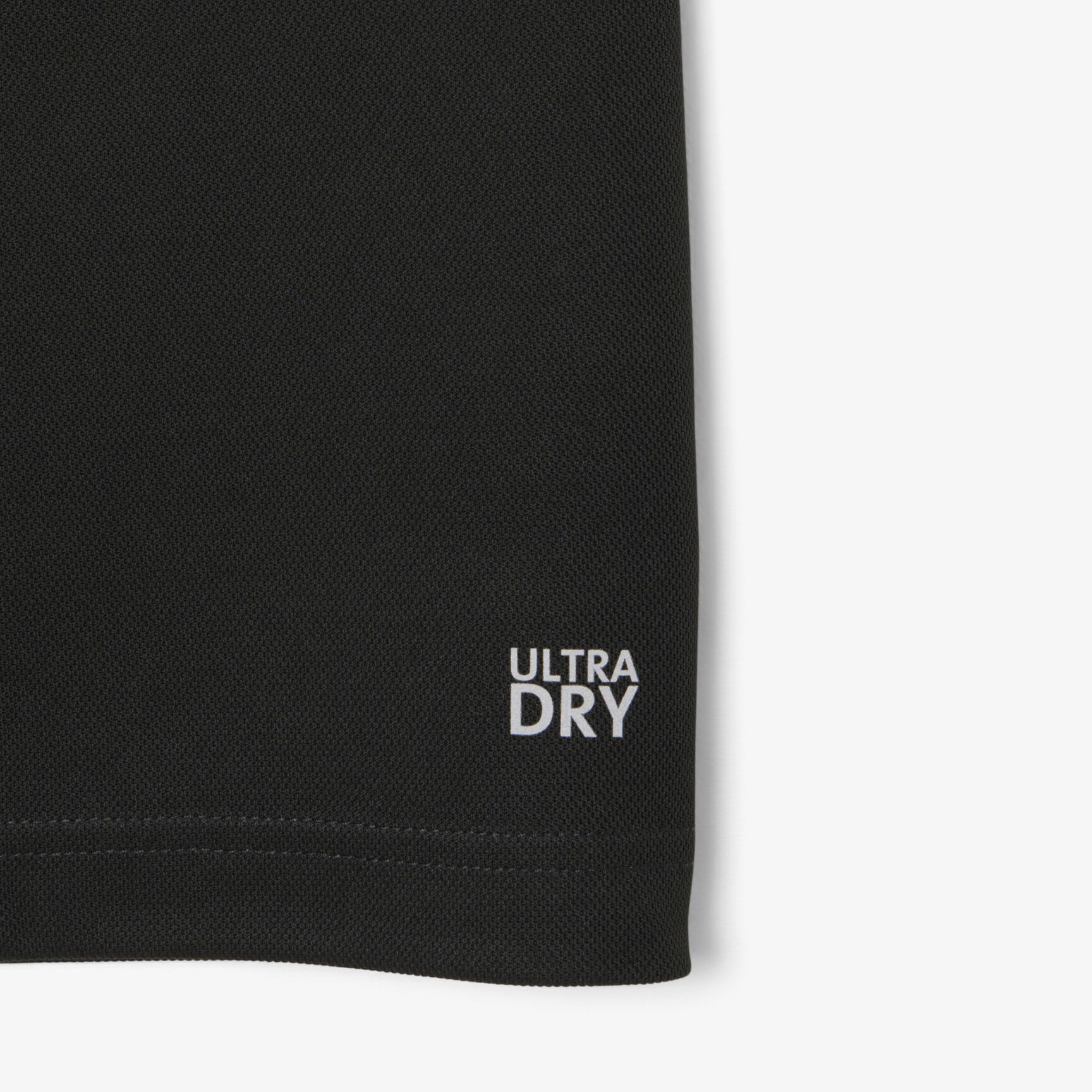 تيشيرت بولو تنس مخطط بشعار الماركة بتقنية التجفيف الفائق