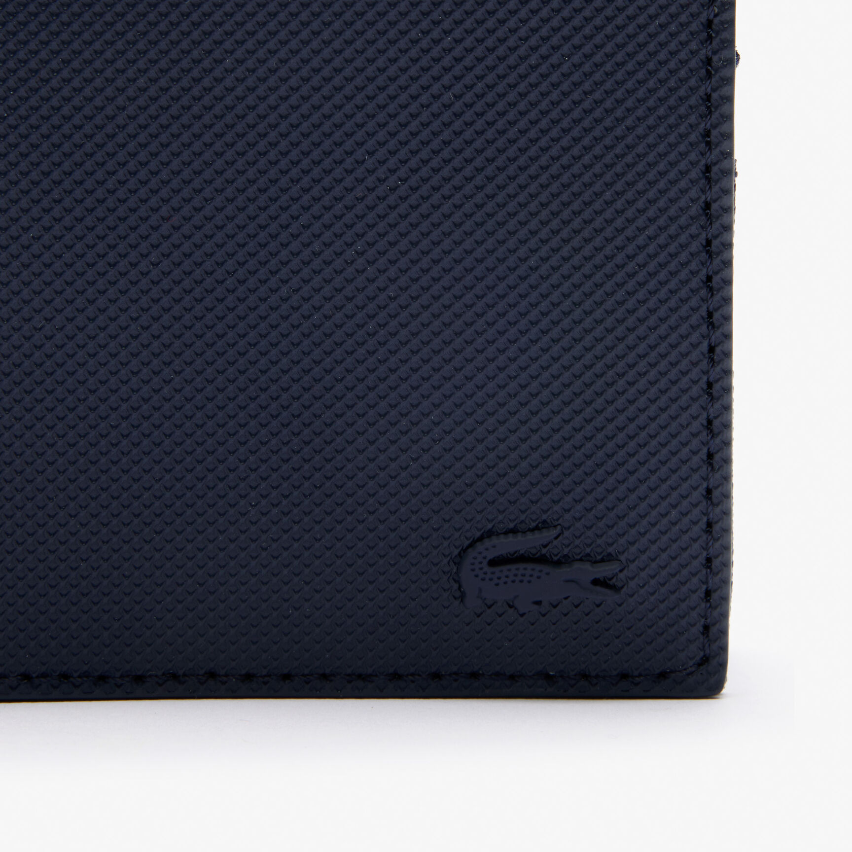 محفظة بيكيه الكلاسيكية الصغيرة للرجال محفظة بيكيه الكلاسيكية الصغيرة للرجال