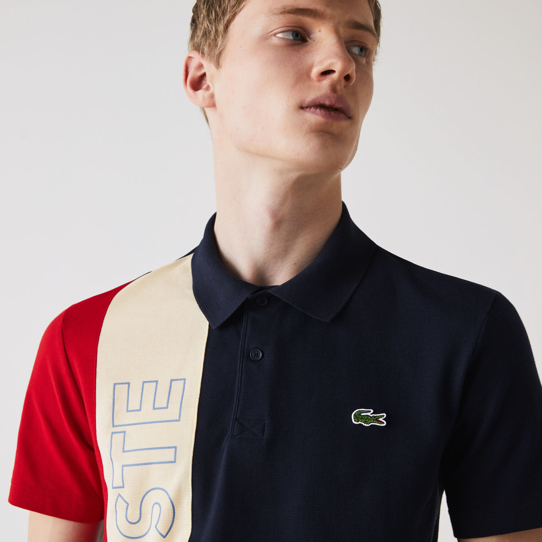 Men’s Lacoste Regular Fit Colourblock Ultra-Lightweight Knit Polo Shirt Men’s Lacoste Regular Fit Colourblock Ultra-Lightweight Knit Polo Shirt