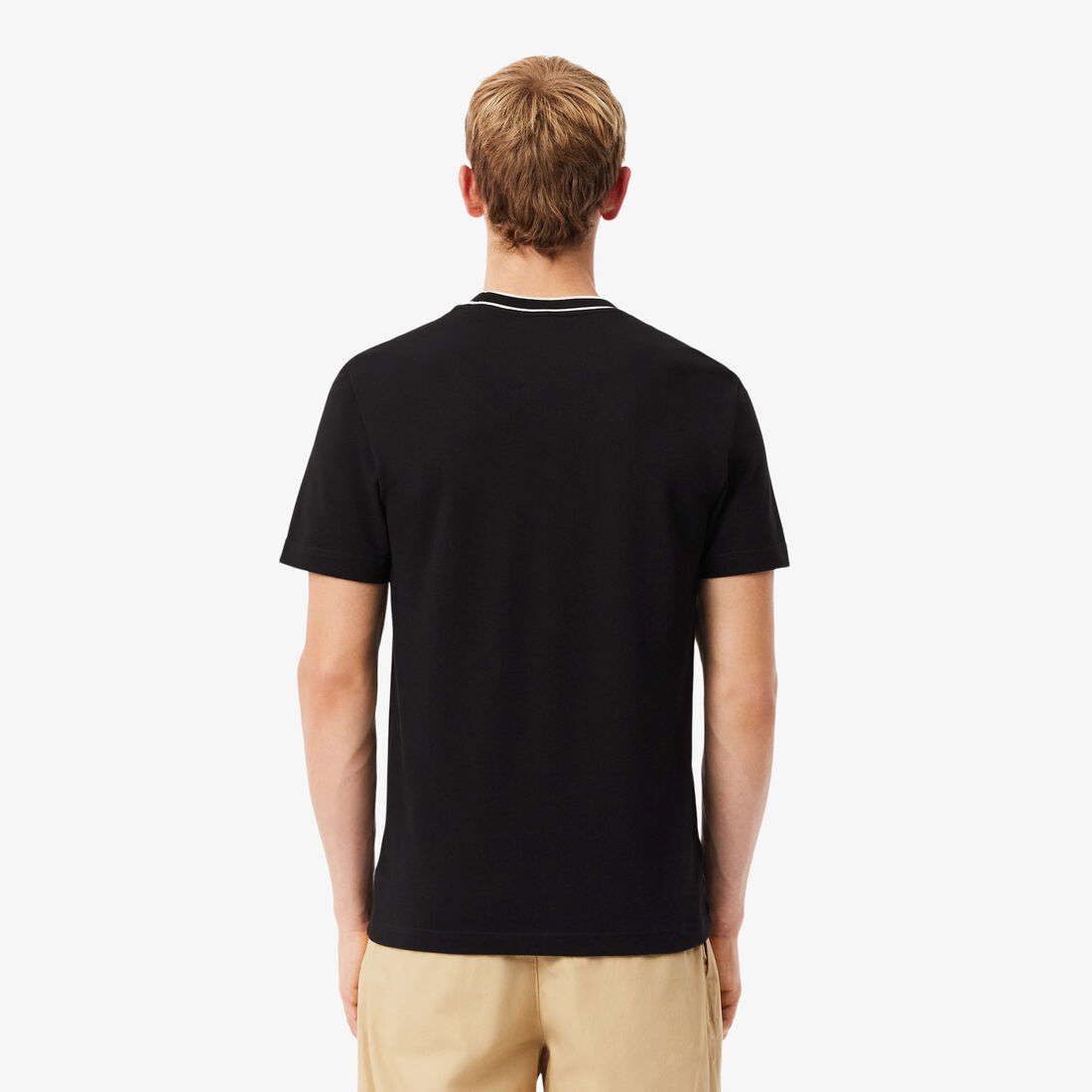 تي شيرت بياقة مخططة من بيكيه تي شيرت بياقة مخططة من بيكيه