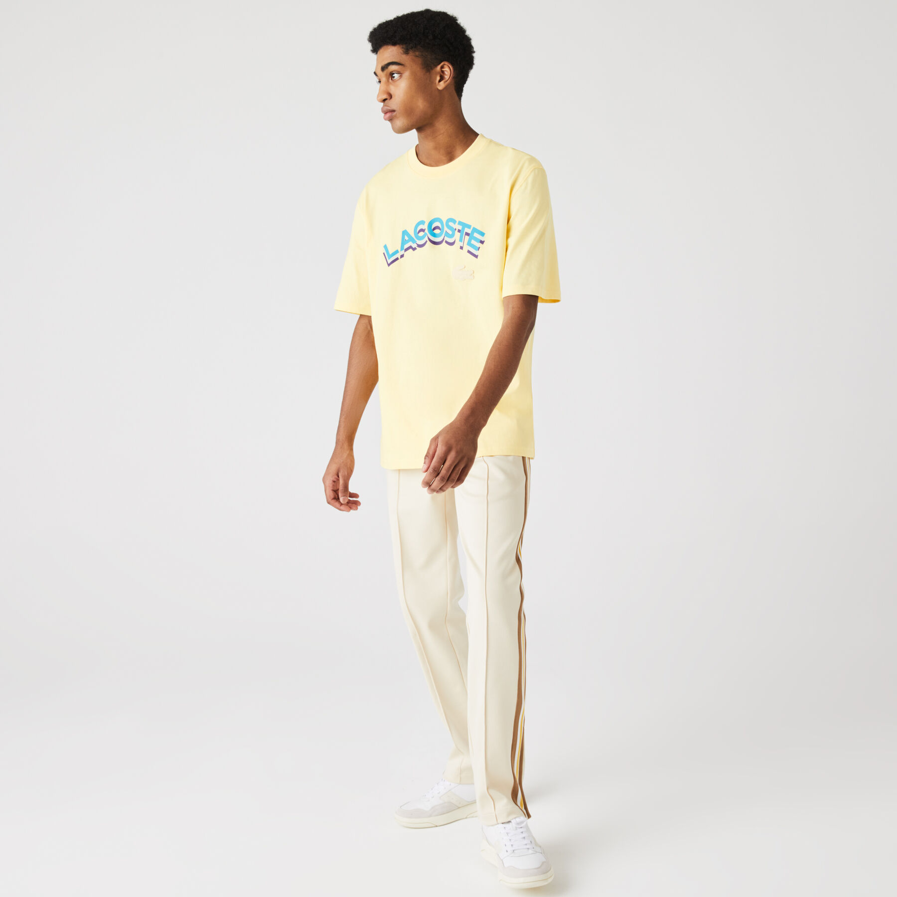 لاكوست تي شيرت قطن للجنسين بحروف وقصة فضفاضة مجموعة lacoste live