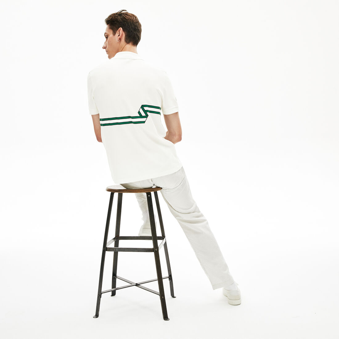 قميص بولو بطبعة مخططة من Lacoste للرجال قميص بولو بطبعة مخططة من Lacoste للرجال