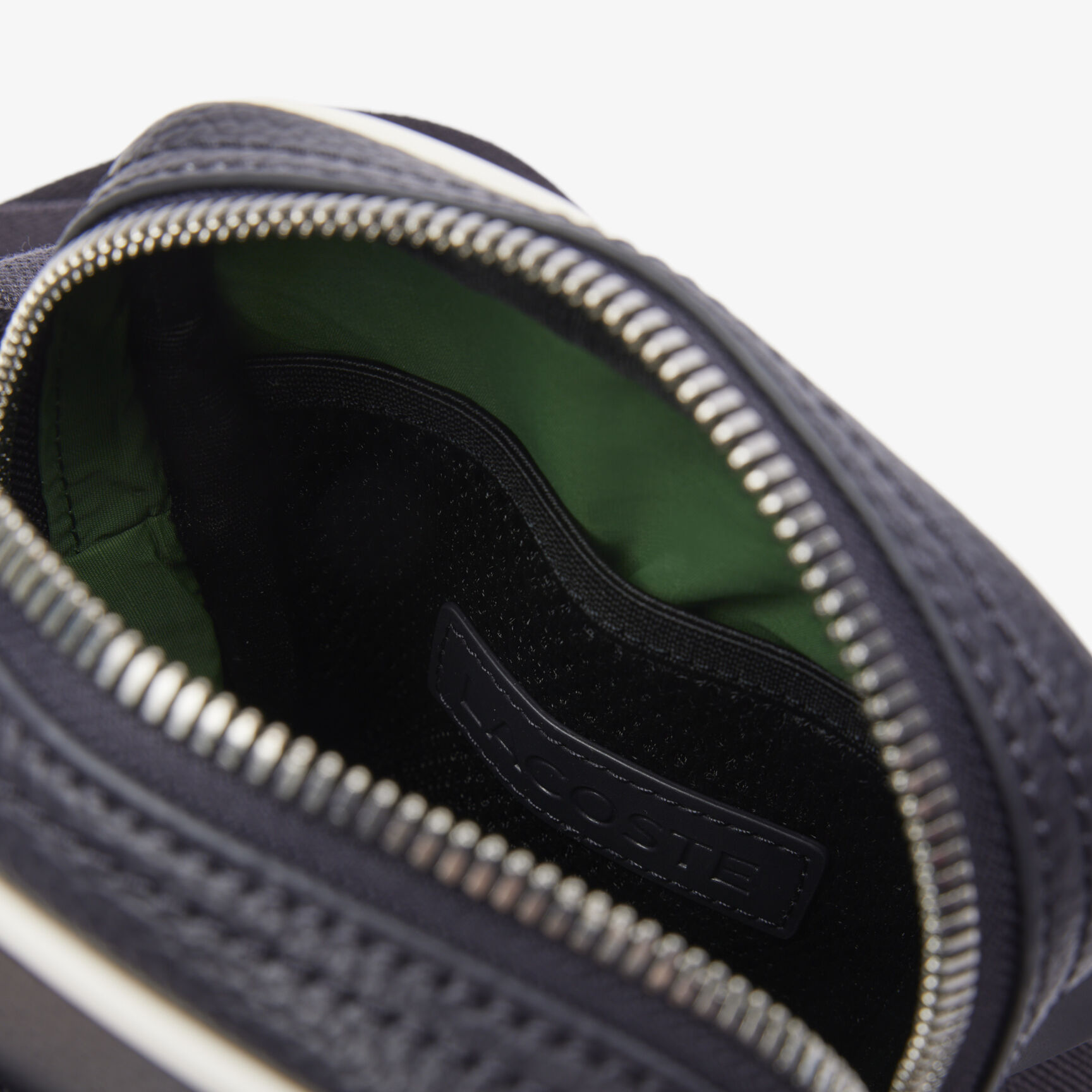 Small Angy Grain Shoulder Bag