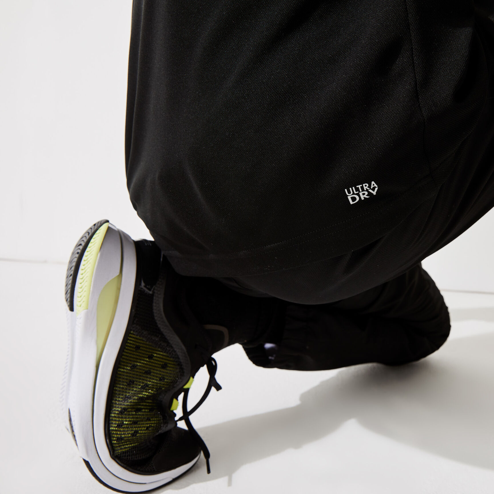 Men&rsquo;s Lacoste SPORT Colourblock Breathable Resistant Polo Shirt