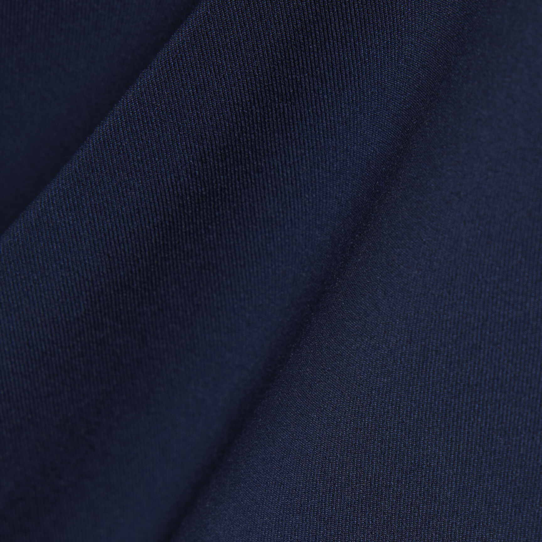 تنورة جولف مطاطية فائقة الجفاف