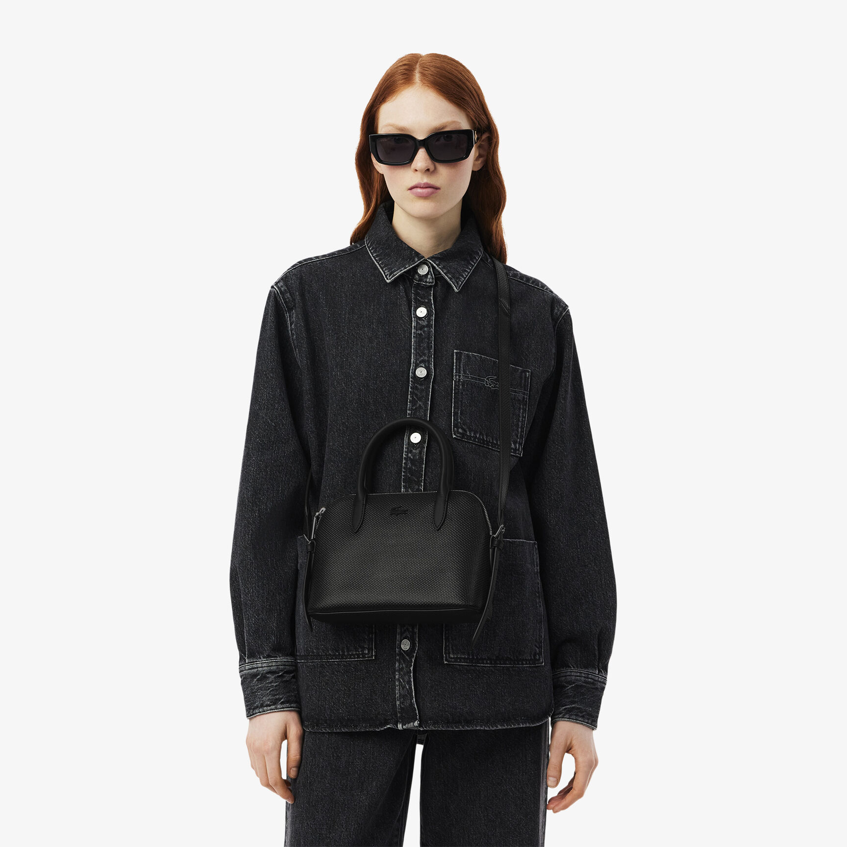 حقيبة شانتاكو بوغاتي صغيرة من جلد بيكيه