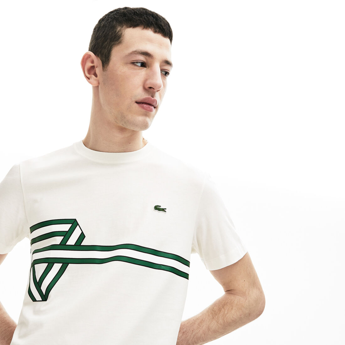 قميص تي-شيرت بفتحة رقبة مستديرة بخطوط مطبوعة للرجال