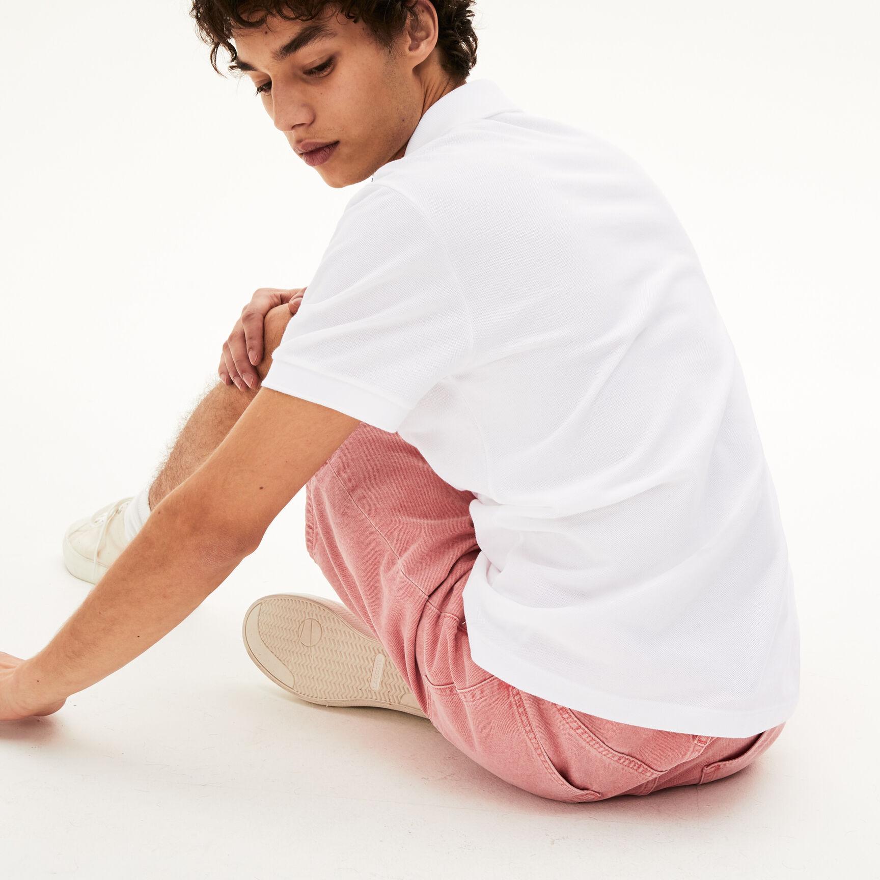 قميص بولو بطبعة مخططة من Lacoste للرجال قميص بولو بطبعة مخططة من Lacoste للرجال