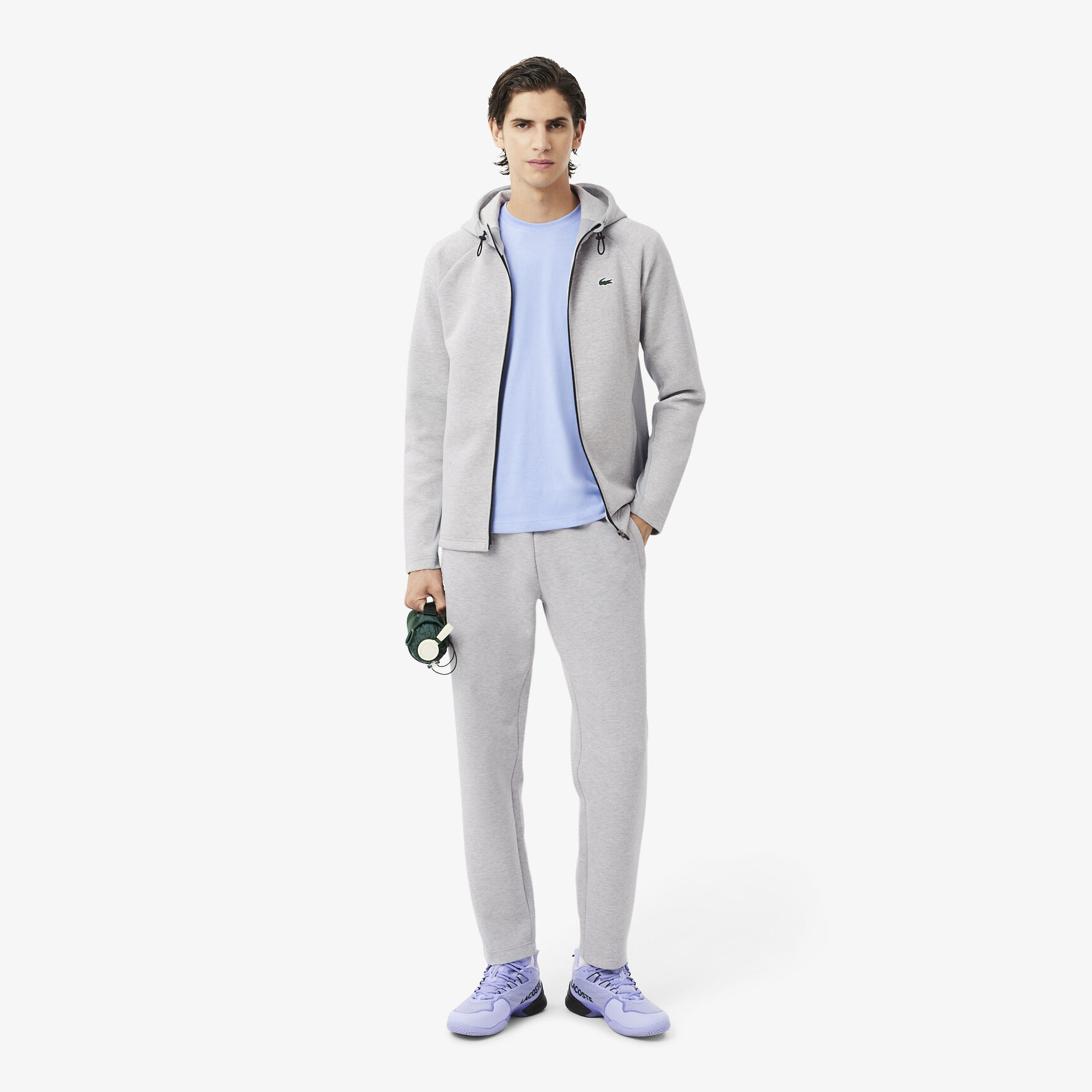 بنطال رياضي يسمح بالتهوية