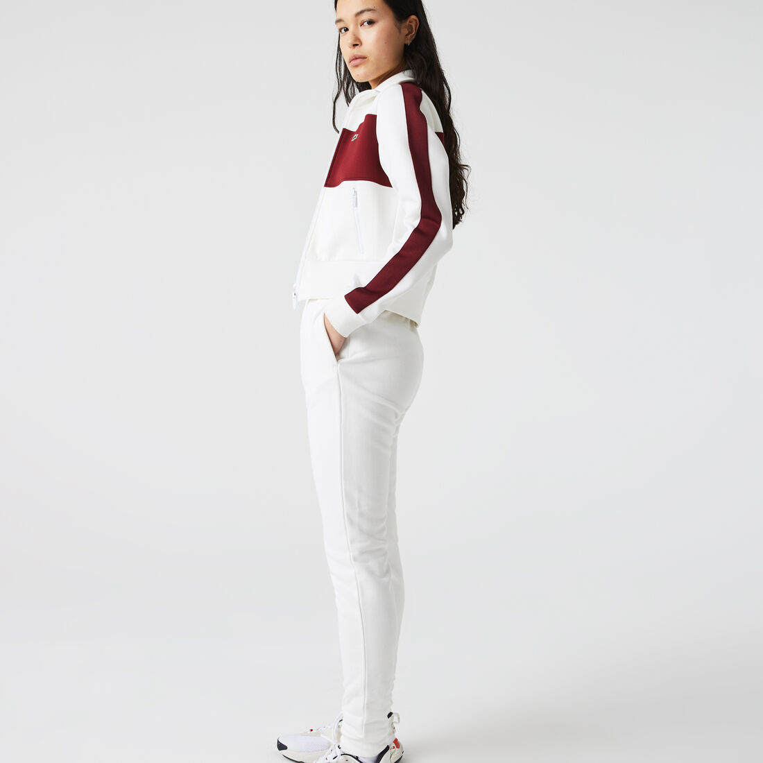 بنطال رياضي صوف خفيف للنساء بنطال رياضي صوف خفيف للنساء