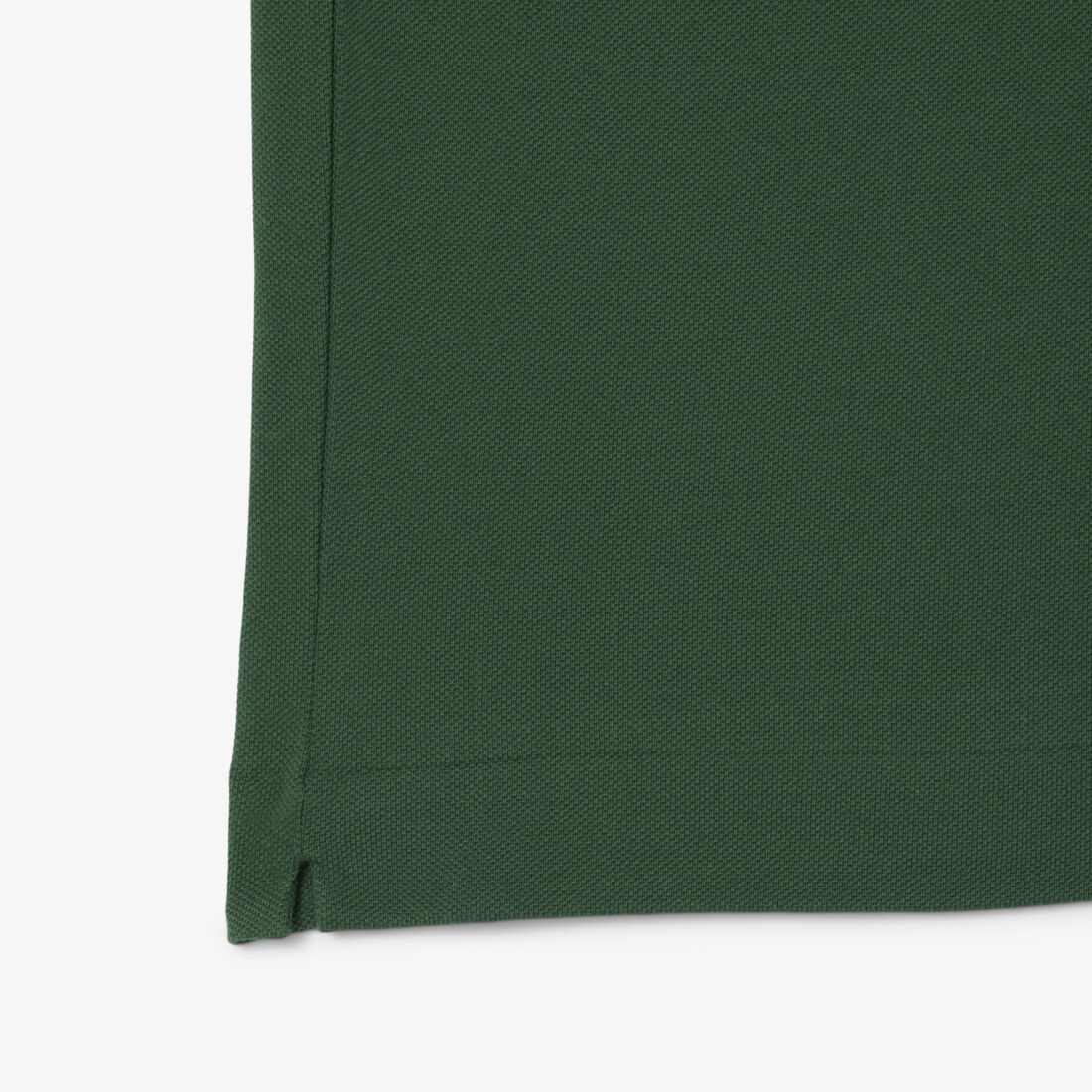 قميص بولو بقصّة عادية وتفاصيل بارزة L.12.12 قميص بولو بقصّة عادية وتفاصيل بارزة L.12.12