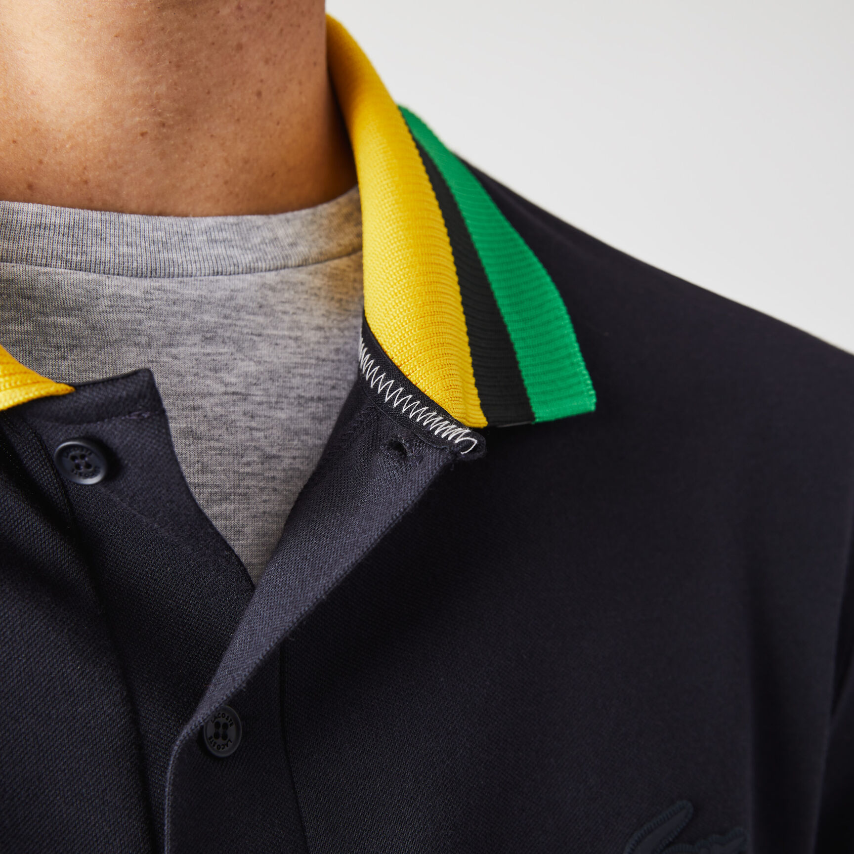 Men&rsquo;s Lacoste Slim Fit Light Breathable Piqu&eacute; Polo