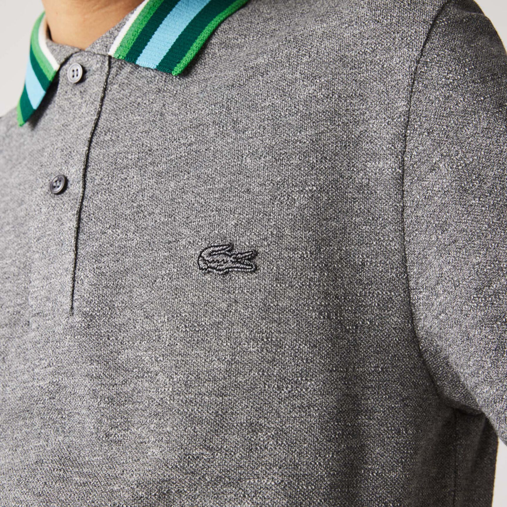 بولو Lacoste من قطن بيكيه ذو الياقة المخططة للرجال