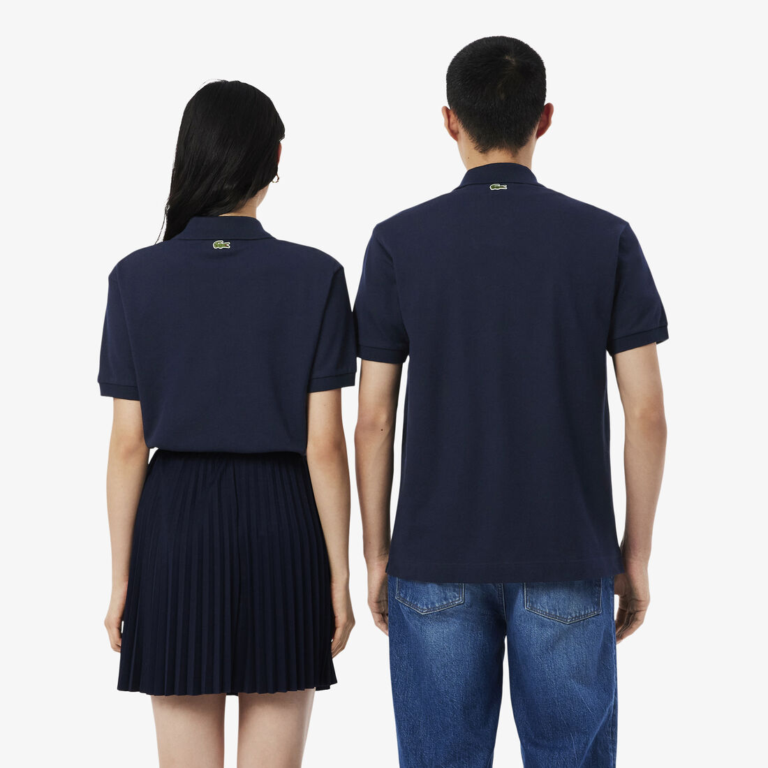 قميص بولو كلاسيكي بقصة كلاسيكية وشعار ماركة قميص بولو كلاسيكي بقصة كلاسيكية وشعار ماركة