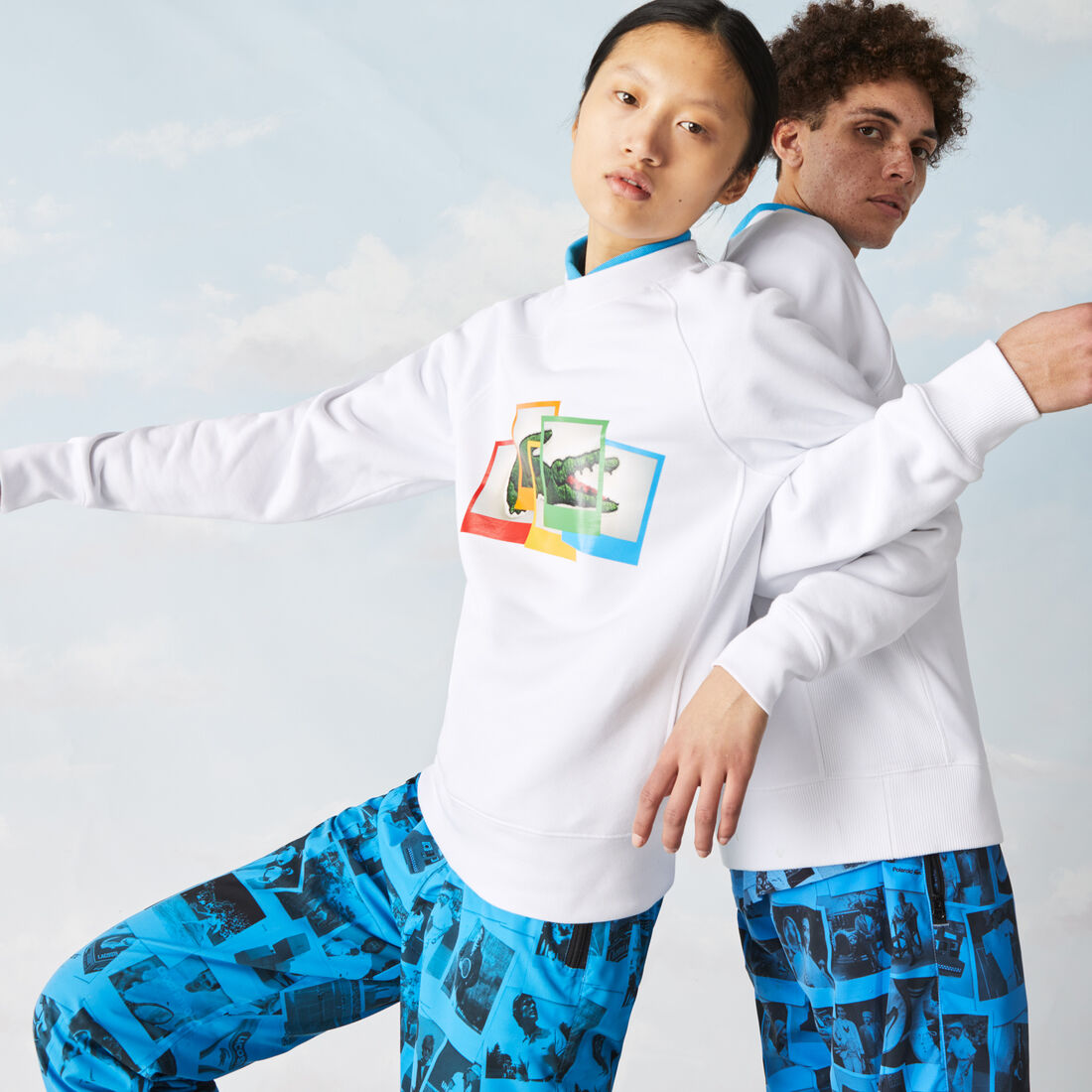 سويت شيرت للجنسين قصة فضفاضة من مجموعة Lacoste LIVE و Polaroid