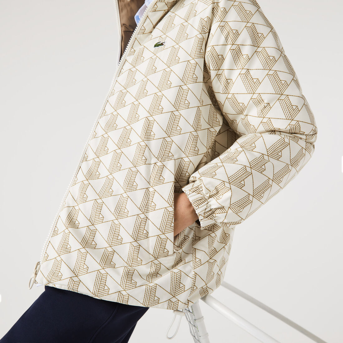 جاكيت لاكوست بتصميم بوجهين مقاوم للمياه للجنسين جاكيت لاكوست بتصميم بوجهين مقاوم للمياه للجنسين