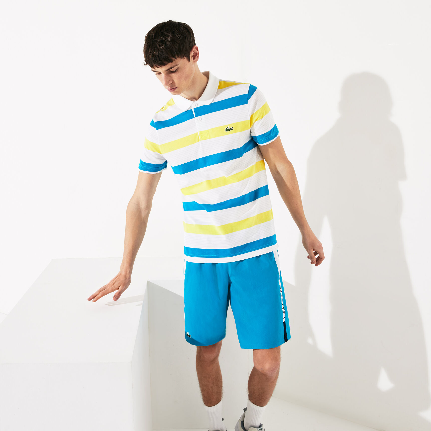 قميص بولو من مجموعة Lacoste SPORT مخطط ومحيك من قطن فائق الخفة للرجال