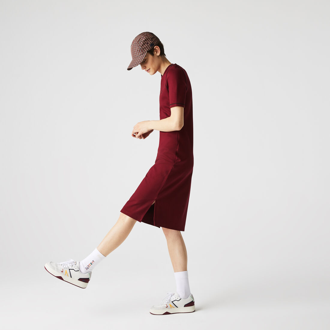 فستان نسائي من تيشيرت قابل للتمدد فستان نسائي من تيشيرت قابل للتمدد