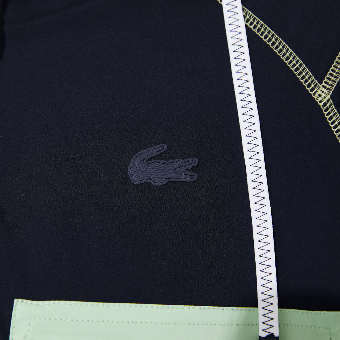 Women’s Colour-block Accents Pullover Windbreaker Women’s Colour-block Accents Pullover Windbreaker