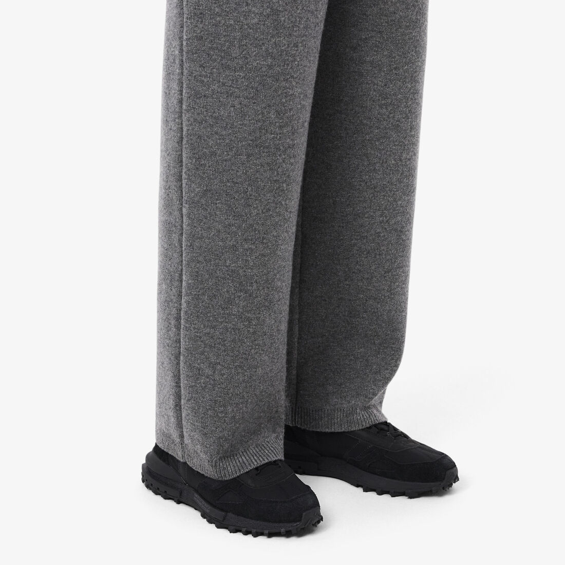 حذاء رياضي ايليت اكتف رجالي حذاء رياضي ايليت اكتف رجالي