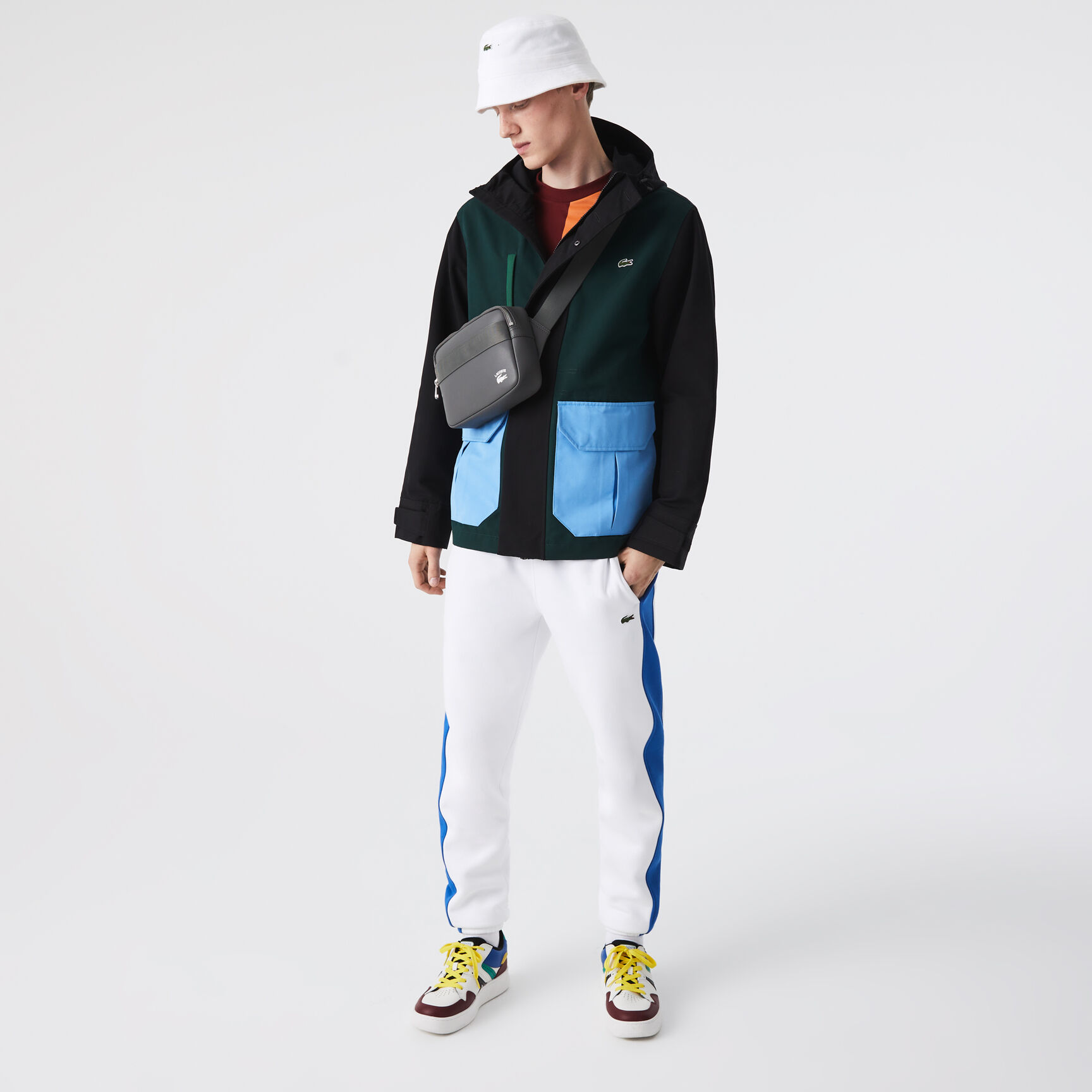 حقيبة ريبورتر لاكوست قنب بحواف بلون مغاير للرجال حقيبة ريبورتر لاكوست قنب بحواف بلون مغاير للرجال