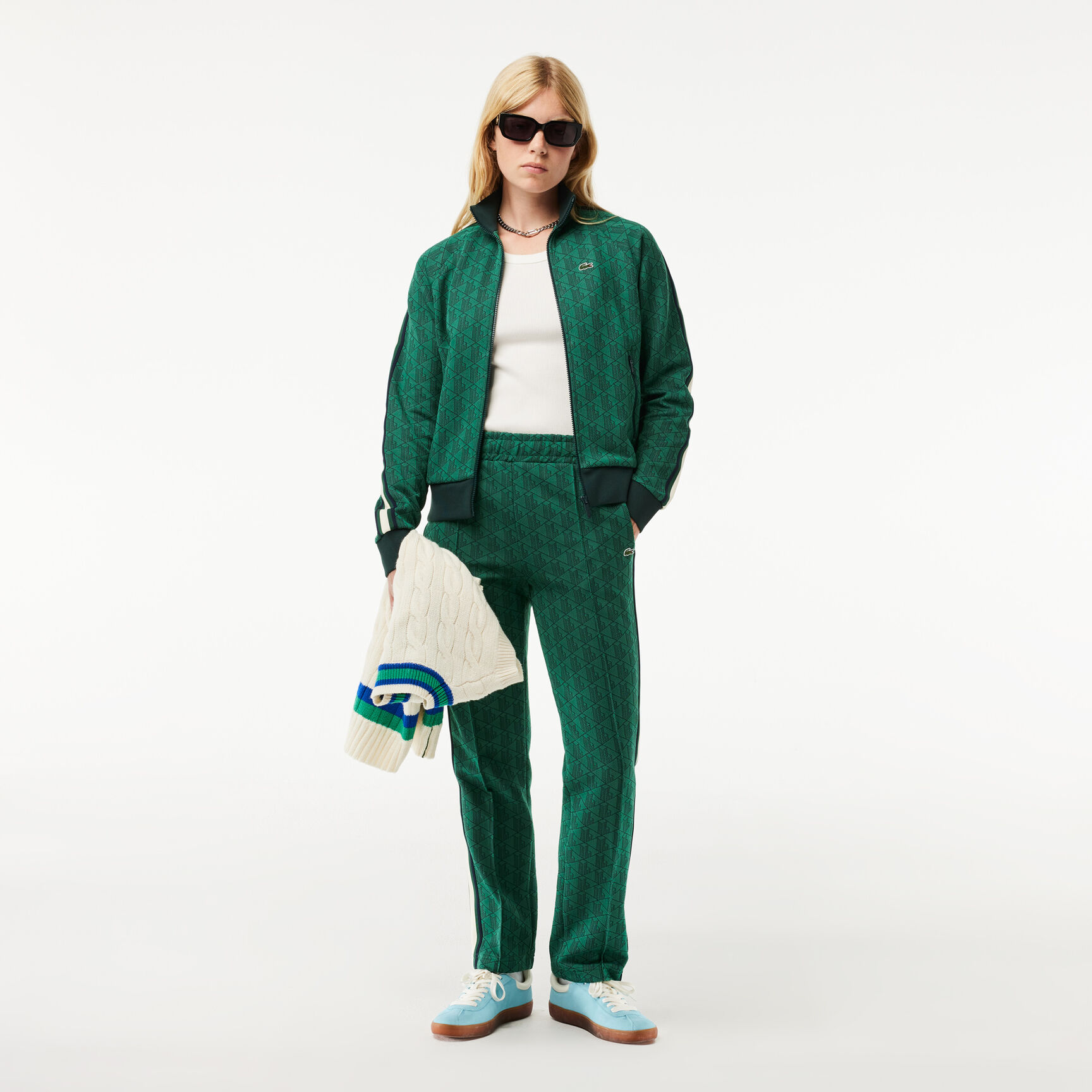 هودي رياضي بطبعة Lacoste هودي رياضي بطبعة Lacoste