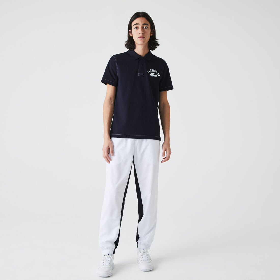 Men’s Lacoste Regular Fit Lettered Ultra-Light Knit Polo Shirt Men’s Lacoste Regular Fit Lettered Ultra-Light Knit Polo Shirt