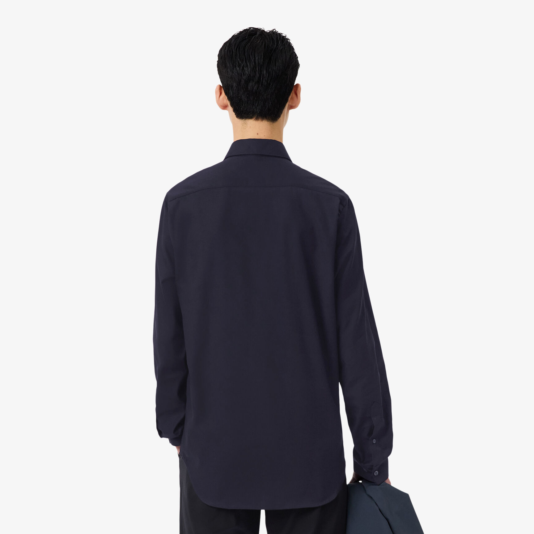 قميص بوبلين قطني بقصّة عادية قميص بوبلين قطني بقصّة عادية