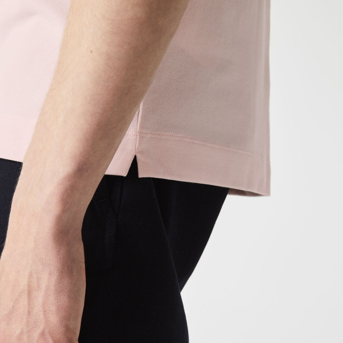 قميص بولو بيكيه باريسي بقصة عادية قميص بولو بيكيه باريسي بقصة عادية