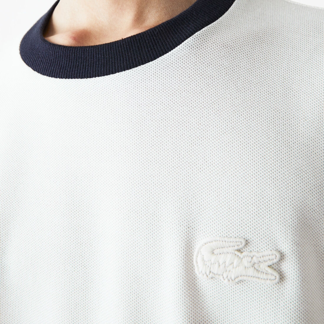 تي شيرت قطني متعرج الملمس للرجال بفتحة رقبة مستديرة وقصة مسترخية تي شيرت قطني متعرج الملمس للرجال بفتحة رقبة مستديرة وقصة مسترخية