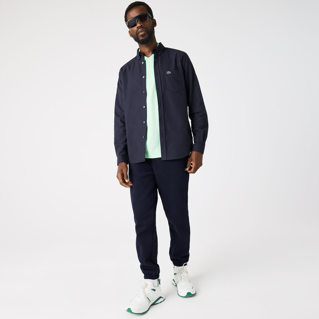 قميص لاكوست للرجال بياقة بأزرار من قطن أكسفورد قميص لاكوست للرجال بياقة بأزرار من قطن أكسفورد