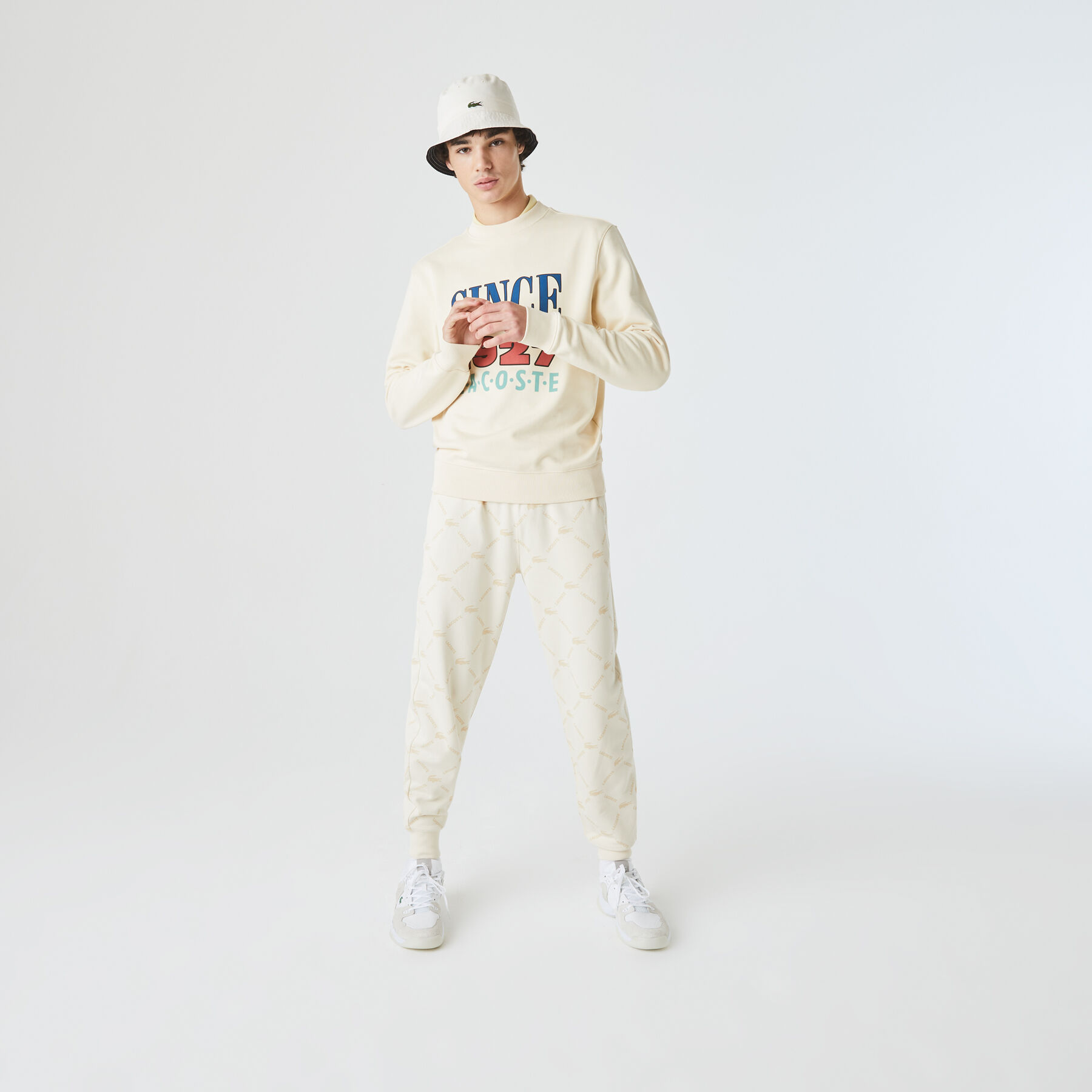 بنطال رياضي صوف للجنسين مجموعة Lacoste LIVE وتفاصيل مطبوعة لاكوست بنطال رياضي صوف للجنسين مجموعة lacoste live وتفاصيل مطبوعة