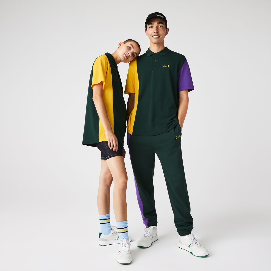 بولو للجنسين بقصة فضفاضة من قطن بيكيه من مجموعة Lacoste SPORT