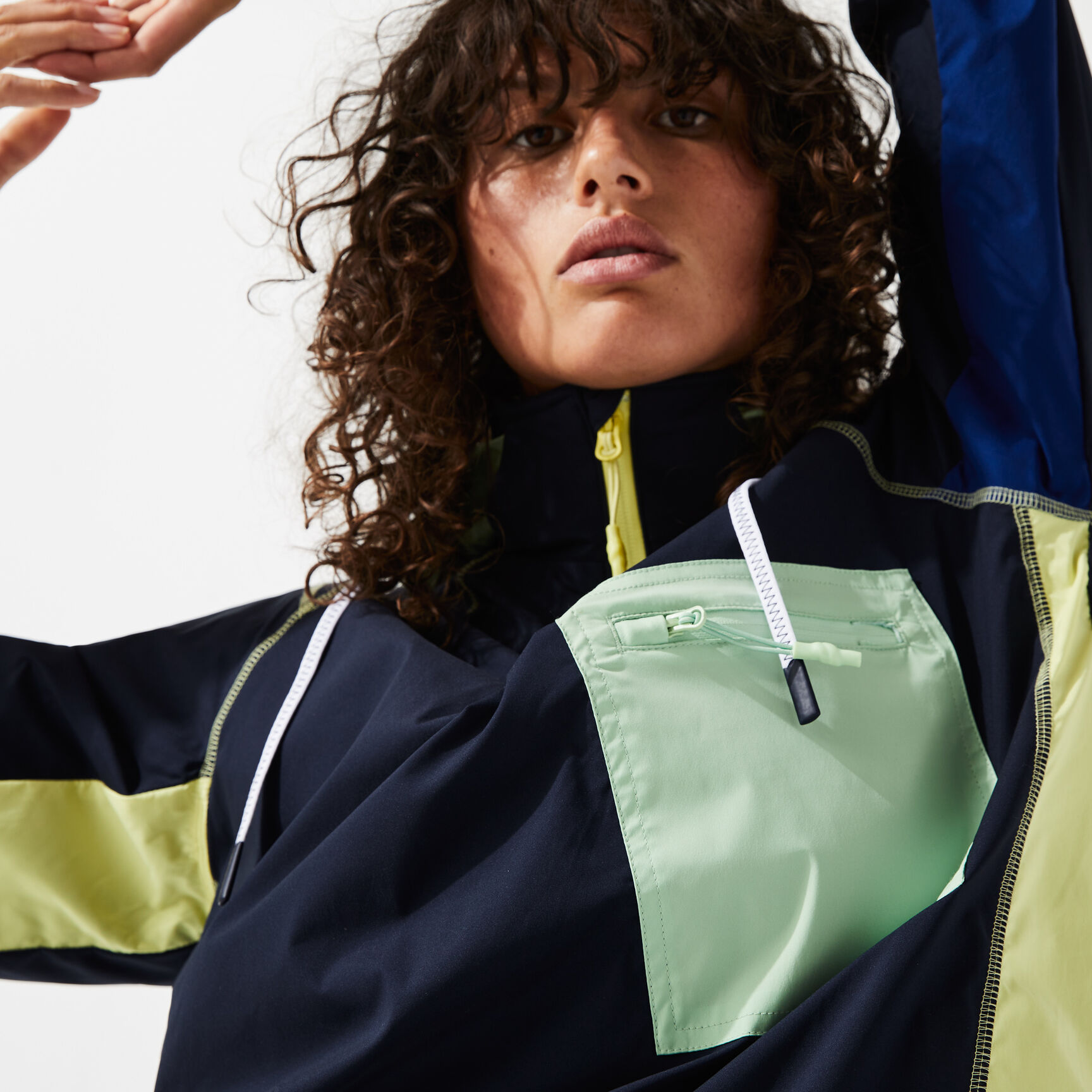 Women’s Colour-block Accents Pullover Windbreaker Women’s Colour-block Accents Pullover Windbreaker