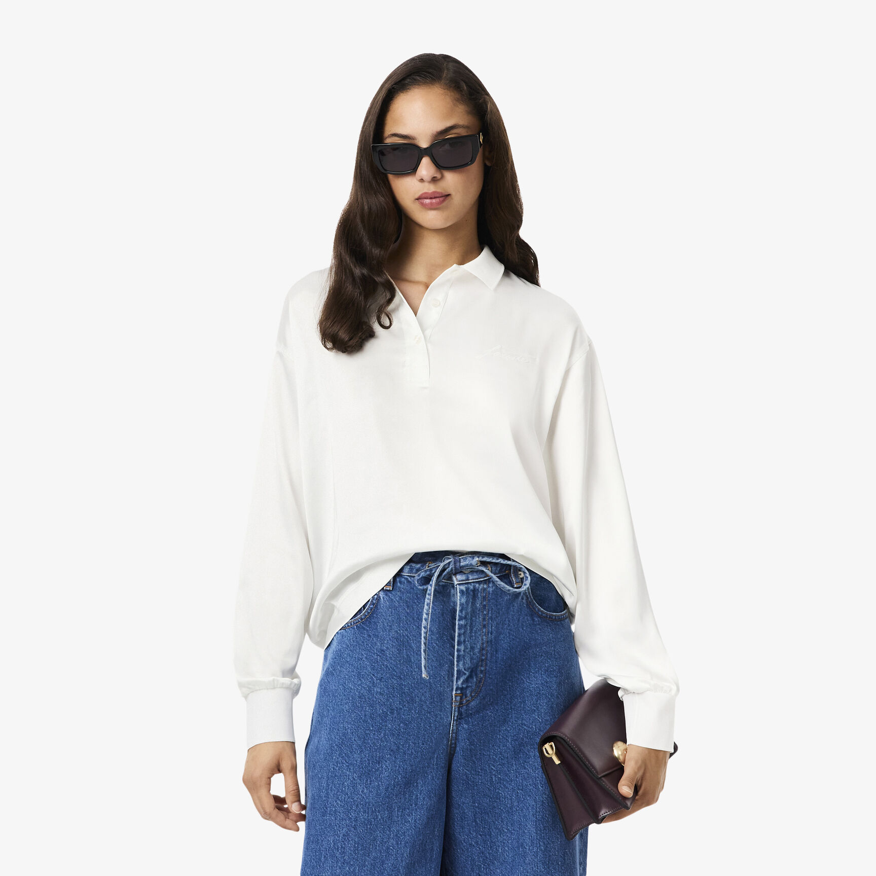 قميص بولو ساتان كبير الحجم بأكمام طويلة