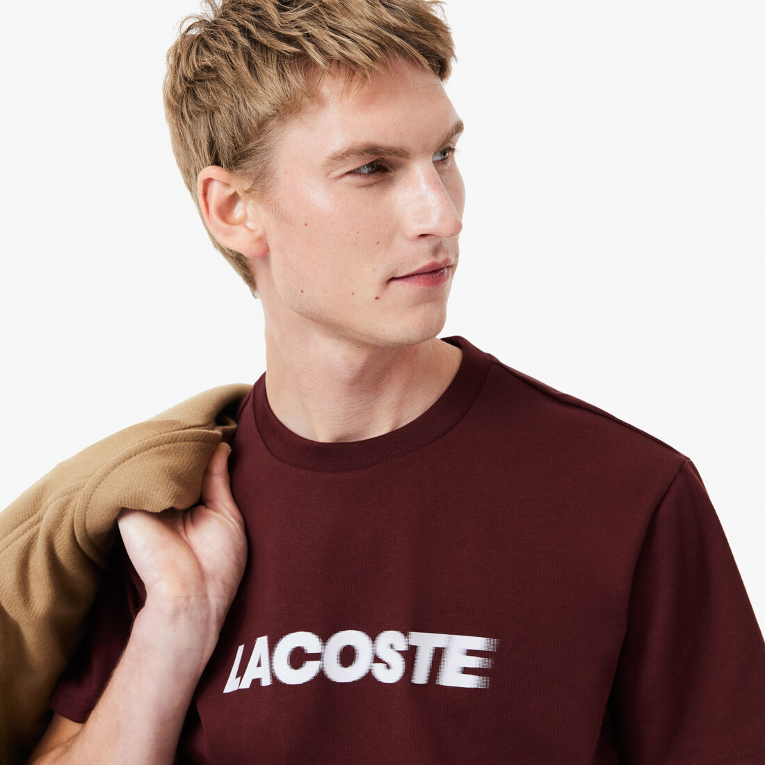 تي شيرت بشعار كلاسيكي من القطن الثقيل تي شيرت بشعار كلاسيكي من القطن الثقيل