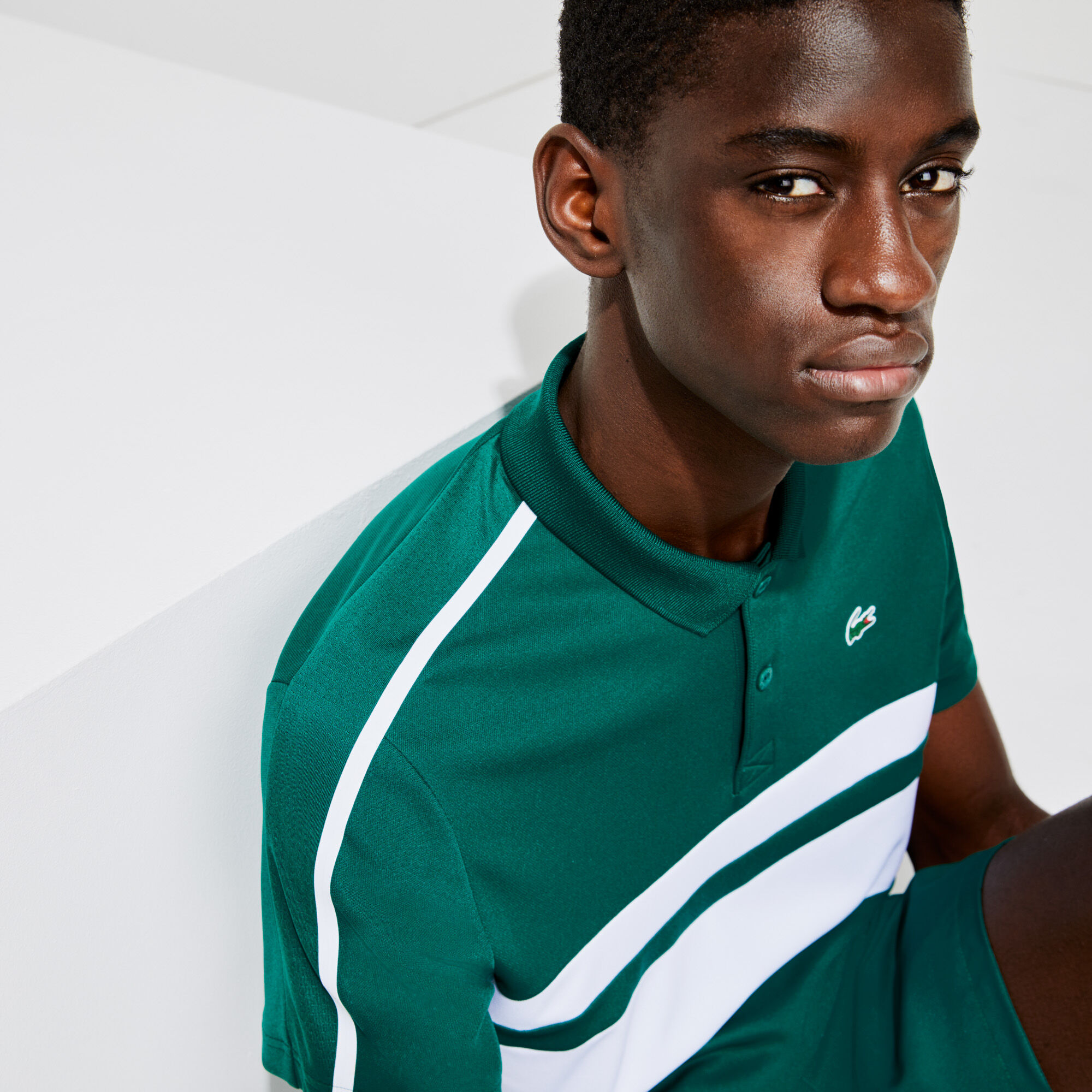 قميص بولو للتنس للرجال من البيكيه المسامي المقاوم مجموعة Lacoste SPORT قميص بولو للتنس للرجال من البيكيه المسامي المقاوم مجموعة Lacoste SPORT