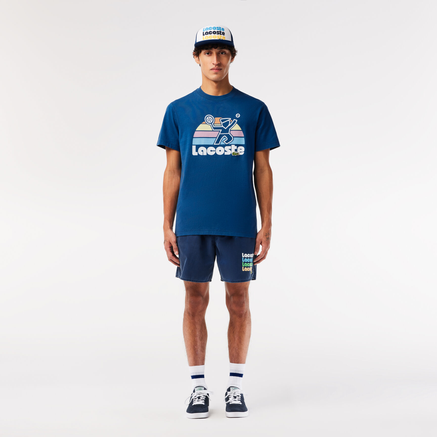 تي شيرت بطبعة وبتأثير باهت للتنس تي شيرت بطبعة وبتأثير باهت للتنس