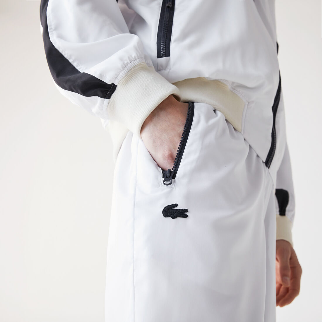 Men’s Lightweight Retro Style Colourblock Tracksuit Pants Men’s Lightweight Retro Style Colourblock Tracksuit Pants