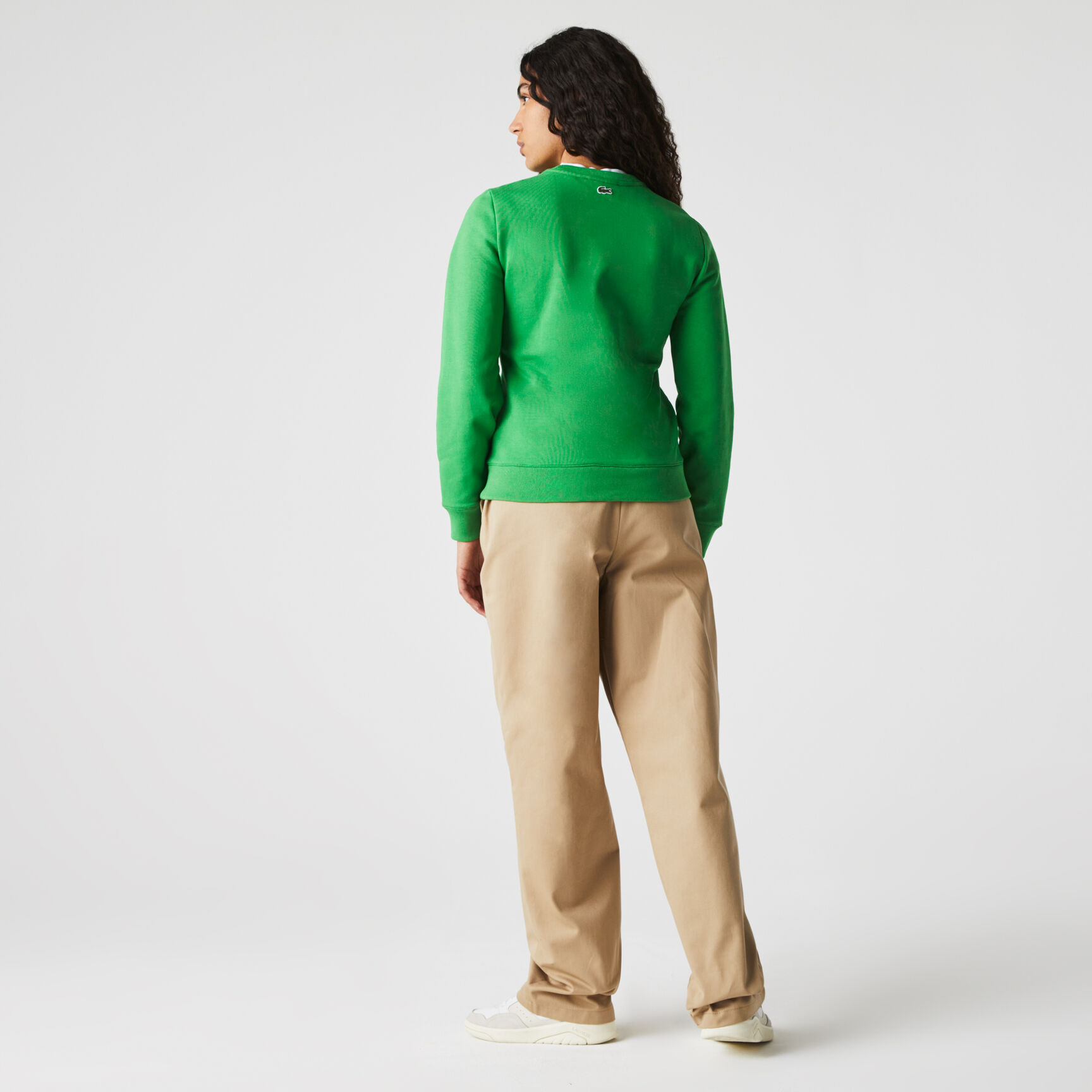 Women’s Crew Neck Colored Embroidery Fleece Sweatshirt Women’s Crew Neck Colored Embroidery Fleece Sweatshirt