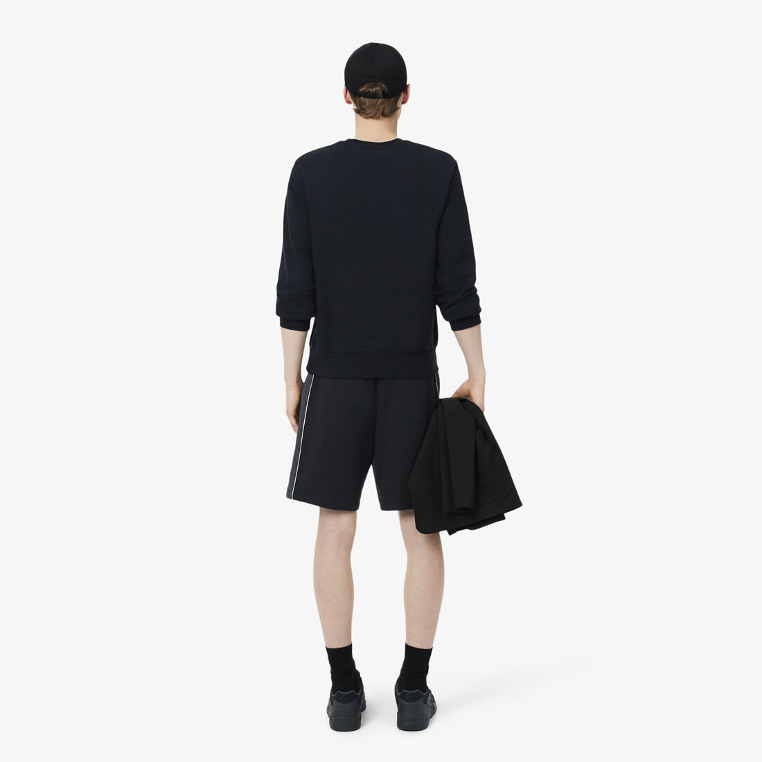 شورت صوف بألوان متداخلة وقصة عادية شورت صوف بألوان متداخلة وقصة عادية