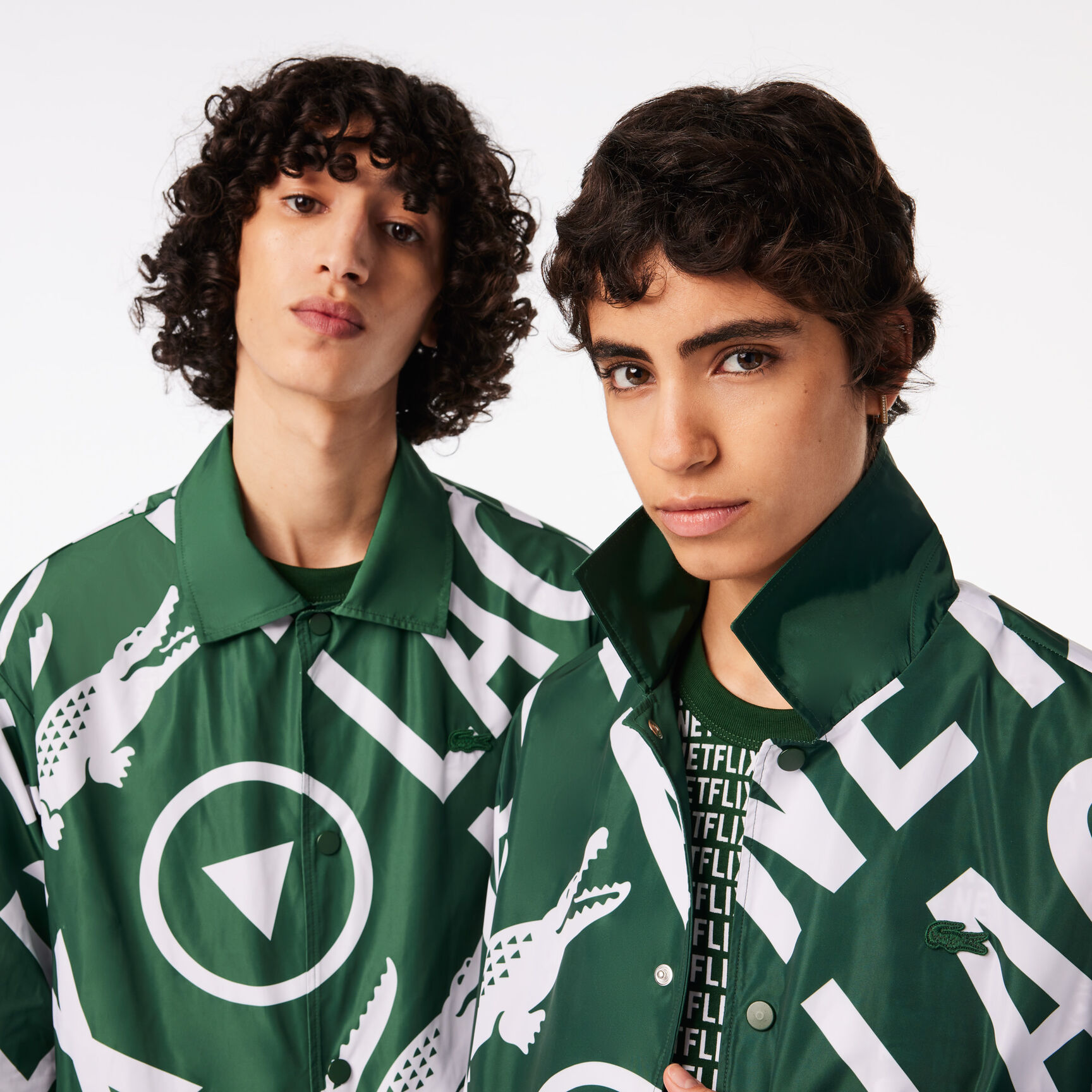 جاكيت بولو بنقشة للجنسين مجموعة Lacoste x Netflix جاكيت بولو بنقشة للجنسين مجموعة Lacoste x Netflix