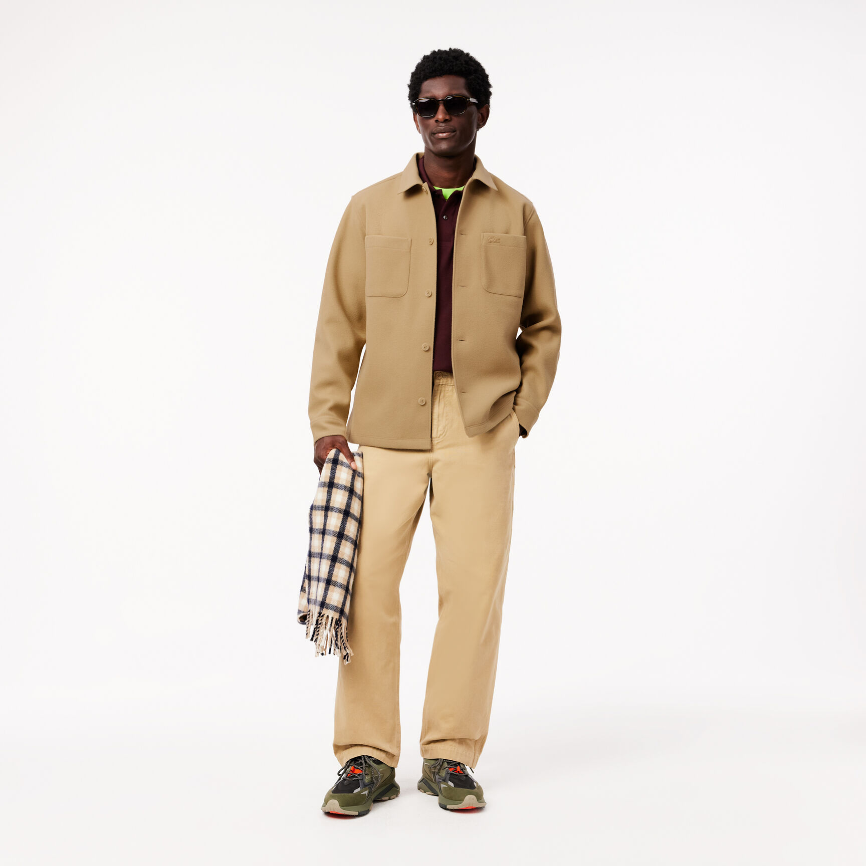 سترة الفانيلا ذات الحجم الكبير سترة الفانيلا ذات الحجم الكبير